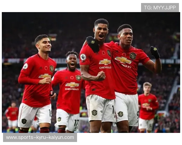 英超球队狼队的全称及队史：黑金军团的逆袭之路